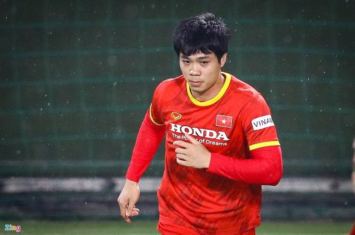 Công Phượng lập cú đúp, tuyển Việt Nam thắng U22 Việt Nam - 1