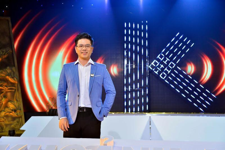 Khang Nguyễn chia sẻ những 'nguyên tắc vàng' trong dịch thuật - 1