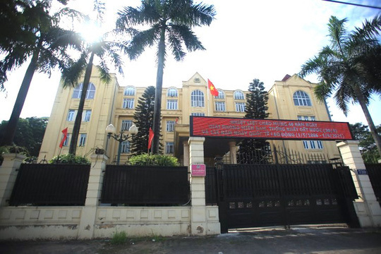 Công an Tây Hồ không giữ nghi phạm vụ cướp: Cán bộ liên quan báo cáo thế nào? - 1