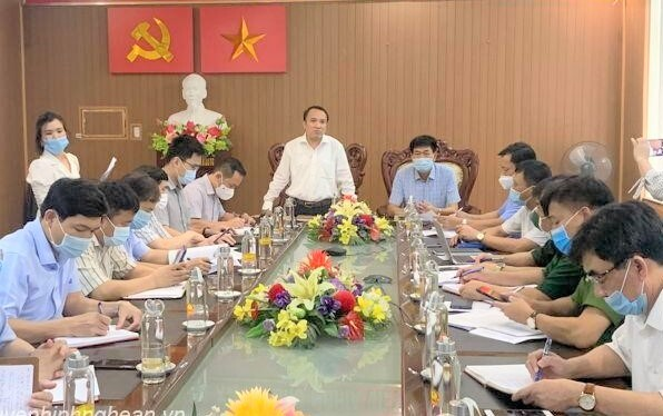 Giãn cách xã hội 1 xã ở Nghệ An vì có ca mắc COVID-19 khi nhập cảnh vào Lào - 1