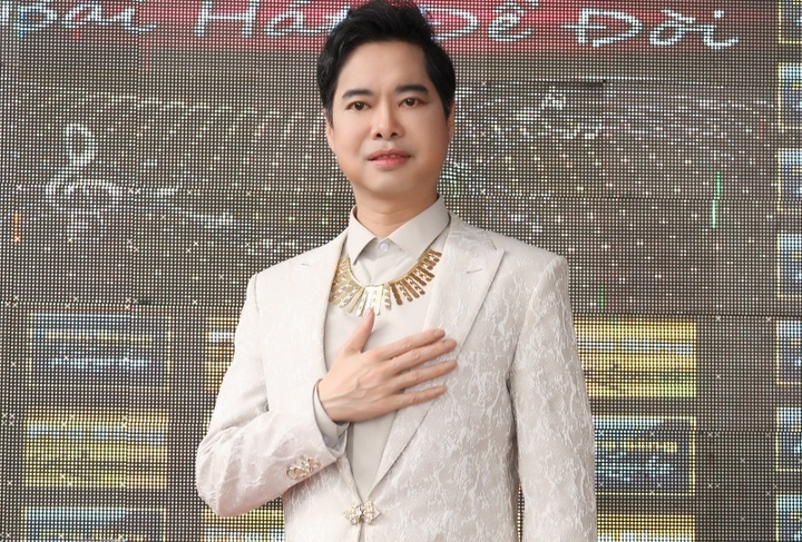 Sao Việt lộ cát-xê khủng: Lệ Quyên giá nửa tỷ, Sơn Tùng nhiều gấp đôi? - 6