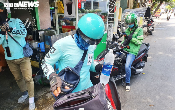 Đà Nẵng: Tài xế Grab, taxi, shipper âm tính với nCoV được hoạt động từ ngày 28/5 - 1