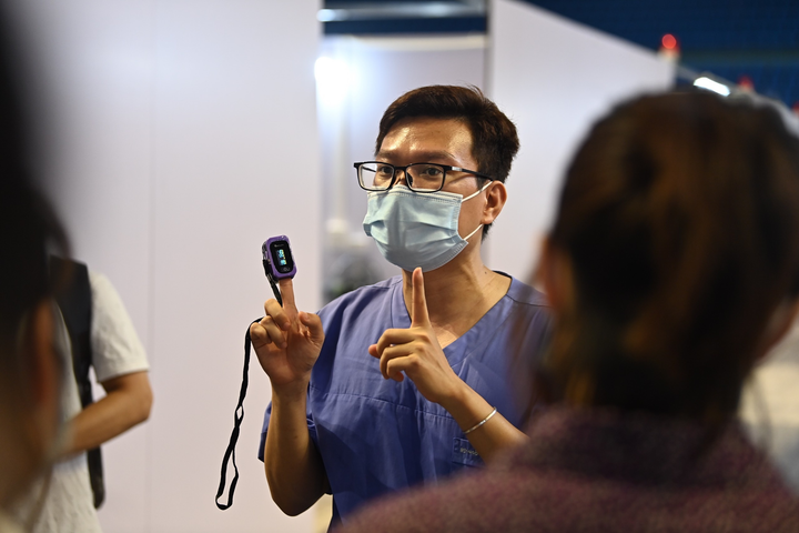 Ảnh: Bên trong bệnh viện dã chiến điều trị COVID-19 lớn nhất miền Bắc - 14