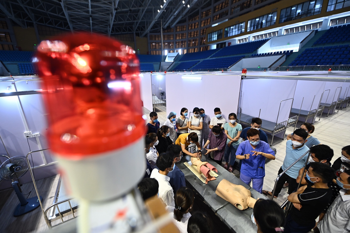 Ảnh: Bên trong bệnh viện dã chiến điều trị COVID-19 lớn nhất miền Bắc - 9