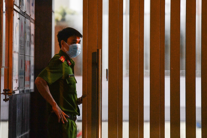 Lãnh đạo Sở Y tế chỉ đạo truy vết tại tòa nhà văn phòng ở Phú Nhuận, TP.HCM - 4