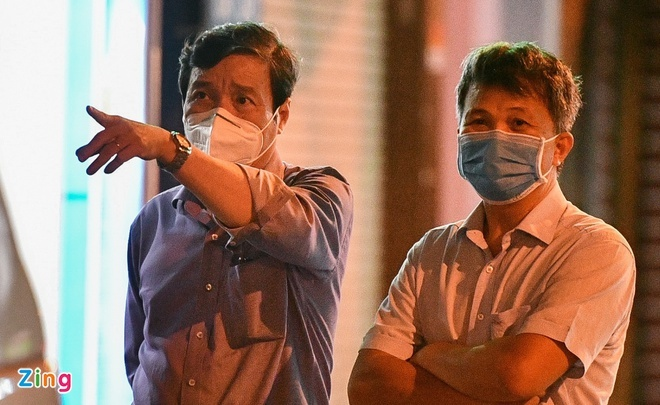 Lãnh đạo Sở Y tế chỉ đạo truy vết tại tòa nhà văn phòng ở Phú Nhuận, TP.HCM - 2