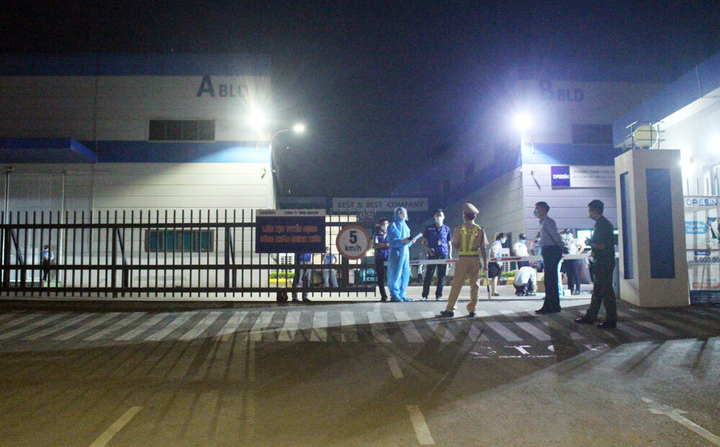 Thái Nguyên: 155 F1 tại KCN Điềm Thụy được đưa đi cách ly tập trung - 2