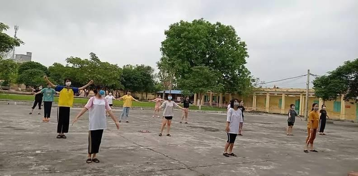 Xúc động thư cảm ơn của nữ sinh về 'cuộc sống đầy tình thương' trong khu cách ly - 2