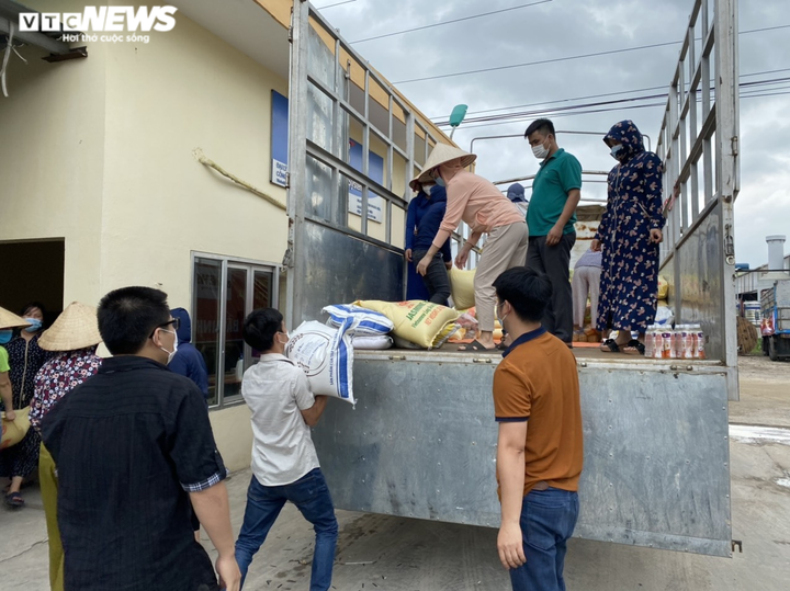 VTC News và Trung tâm thiện nguyện Đại Bi hướng về tâm dịch Bắc Ninh, Bắc Giang - 6