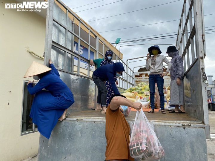 VTC News và Trung tâm thiện nguyện Đại Bi hướng về tâm dịch Bắc Ninh, Bắc Giang - 7