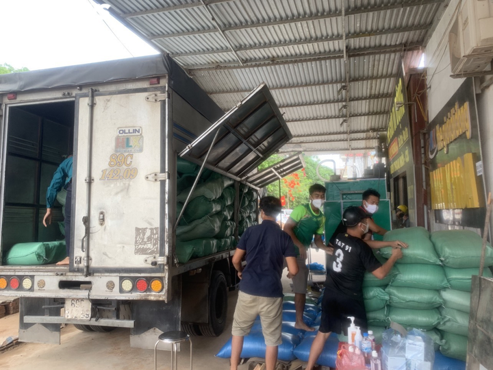 VTC News và Trung tâm thiện nguyện Đại Bi hướng về tâm dịch Bắc Ninh, Bắc Giang - 15