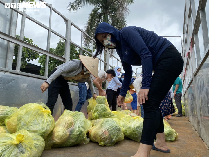VTC News và Trung tâm thiện nguyện Đại Bi hướng về tâm dịch Bắc Ninh, Bắc Giang - 8
