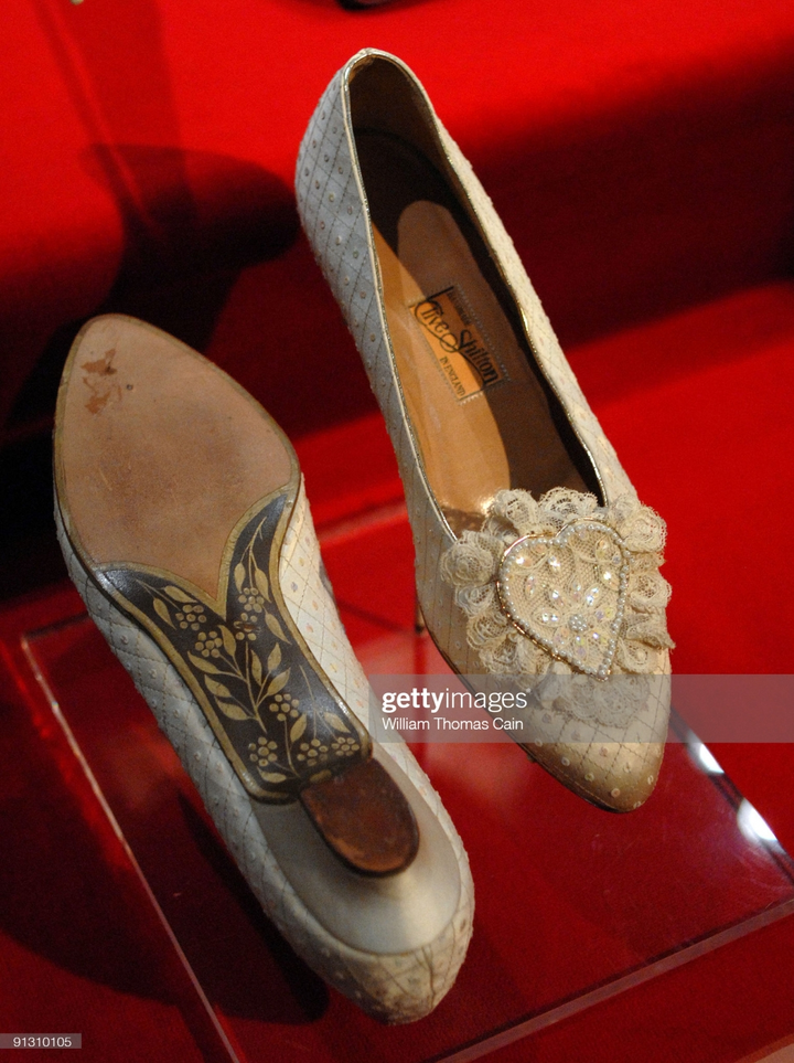 Những bí mật phía sau sự hoàn hảo của đám cưới Hoàng gia Anh - 10