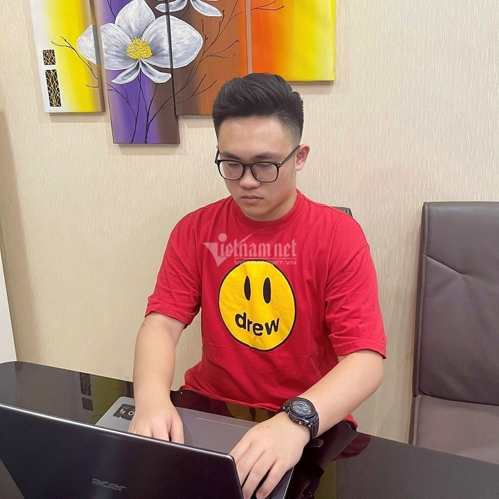 Nam sinh mang huy chương Vàng Tin học châu Á đầu tiên về xứ Nghệ - 2