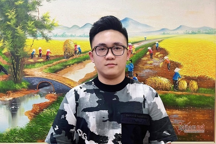 Nam sinh mang huy chương Vàng Tin học châu Á đầu tiên về xứ Nghệ - 1