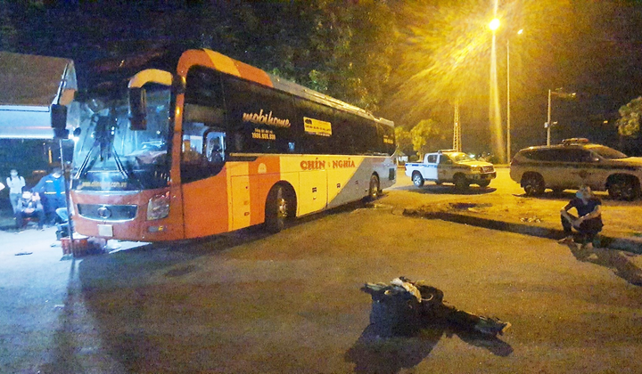 Tài xế nhốt CSGT trên xe, tông chốt kiểm dịch ở Đà Nẵng: Thông tin mới nhất - 1