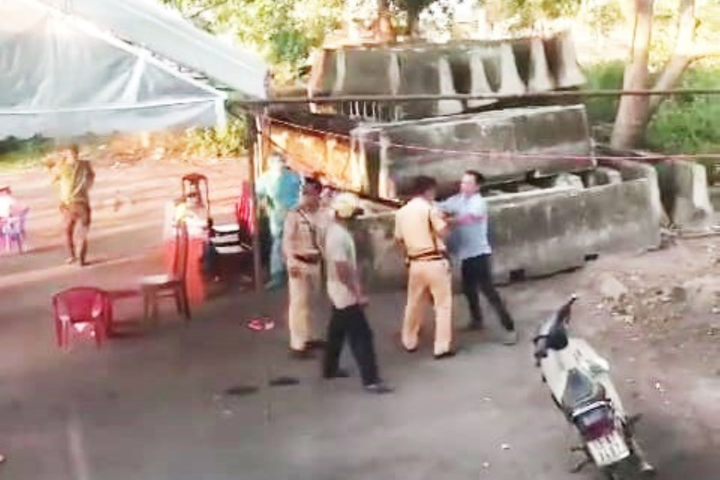 Tài xế nhốt CSGT trên xe, tông chốt kiểm dịch ở Đà Nẵng: Thông tin mới nhất - 2