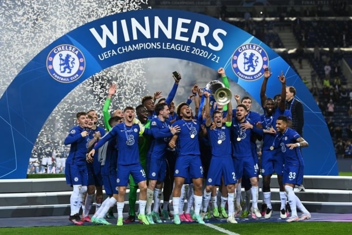 7 năm ngày Chelsea vô địch Europa League