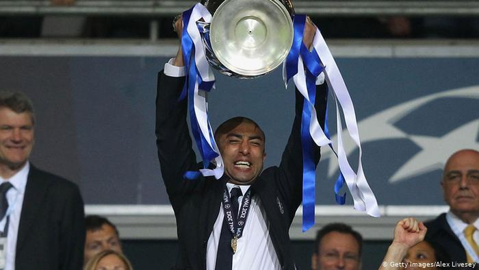 Chelsea vô địch nhờ tàn nhẫn với HLV, Man Utd nên học hỏi - 3