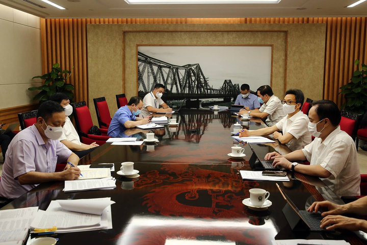 Bộ trưởng Nguyễn Thanh Long: Bộ Y tế không độc quyền nhập khẩu vaccine COVID-19 - 1