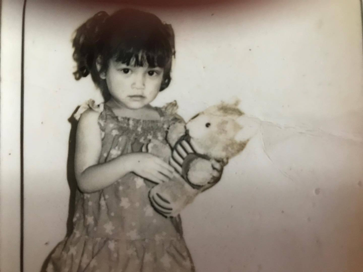 Ảnh thời bé của Hồ Ngọc Hà khiến fan 'phát sốt' - 5