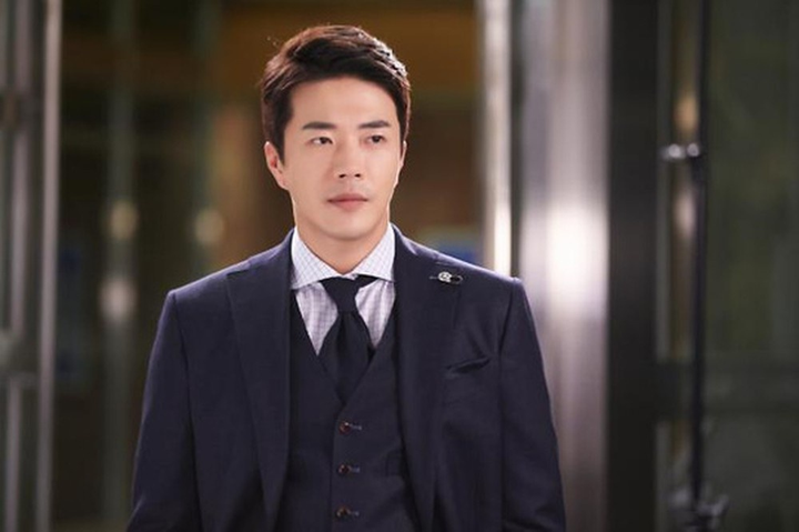 Hôn nhân của Kwon Sang Woo: Từ tin đồn 'đào mỏ' đến gia đình danh giá nhất Kbiz - 10