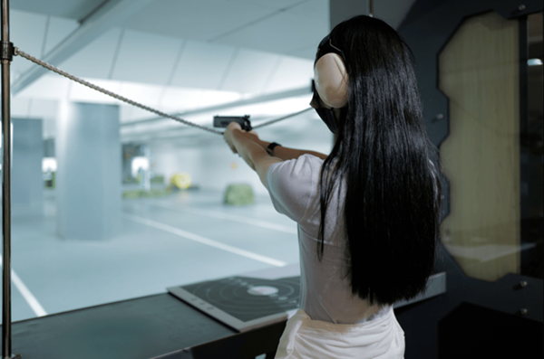 Không bên con ngày 1/6, Triệu Lệ Dĩnh chơi hết mình sau ly hôn - 3