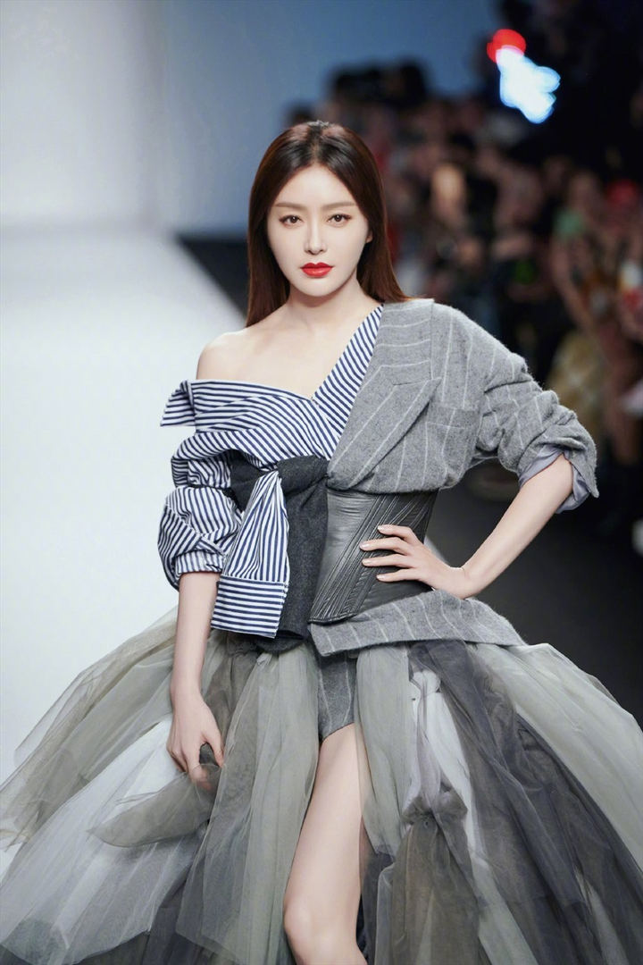 Tại sao nhiều mỹ nhân Cbiz lại chọn mang thai khi tuổi đã ngoài 40? - 5