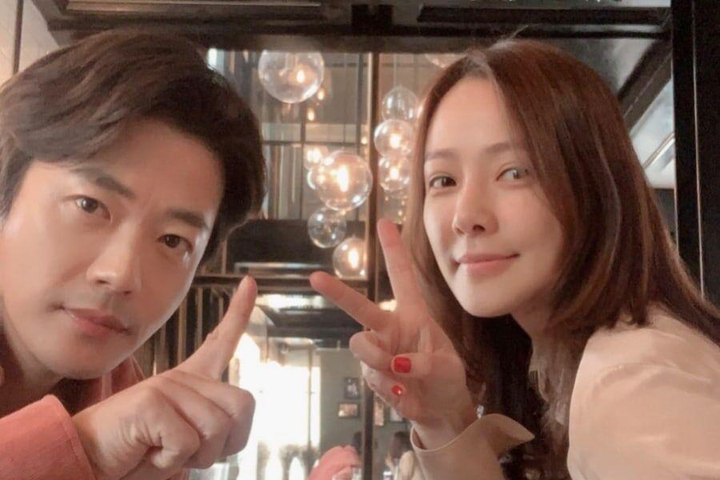 Hôn nhân của Kwon Sang Woo: Từ tin đồn 'đào mỏ' đến gia đình danh giá nhất Kbiz - 12