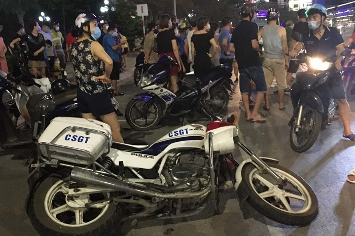 Quảng Ninh: Thanh niên tạt đầu xe đặc chủng khiến hai chiến sĩ CSGT bị thương - 1