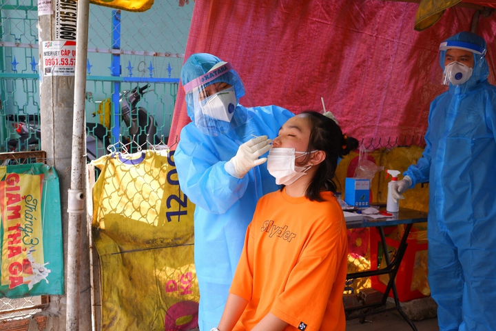 2 ca liên quan quán bánh canh O Thanh nghi mắc COVID-19 sau nhiều lần âm tính - 1