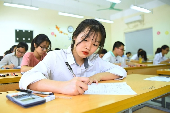 Thi lớp 10 Hà Nội: Giảm thời gian làm bài, tuyển thẳng thí sinh F0, F1 - 1
