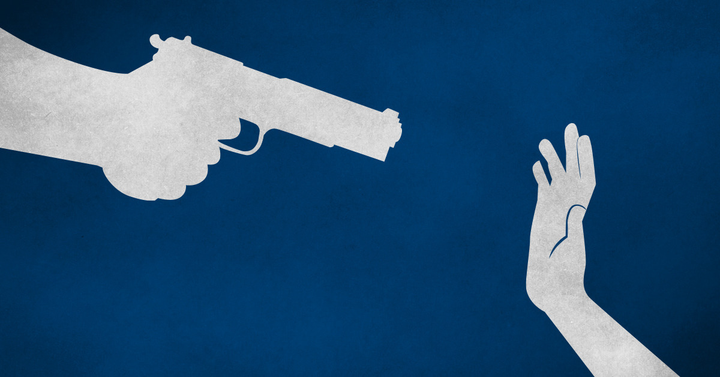 ‘Dỗi’ vì vật tay thua, cảnh sát rút súng bắn chết đồng nghiệp - 1