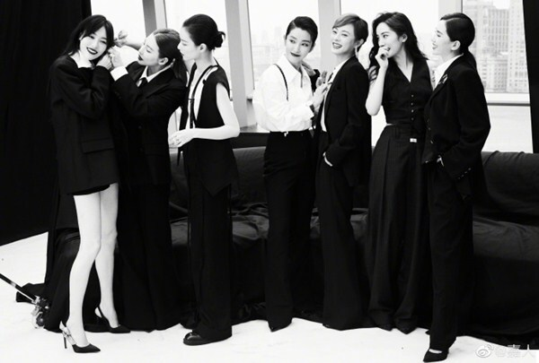 Bức ảnh chụp chung 7 nữ minh tinh Trung Quốc gây bão mạng - 4