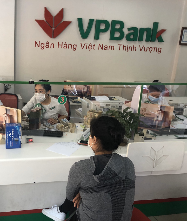 Những cô gái tình nguyện rời Thủ đô về tâm dịch Hải Dương làm nhiệm vụ - 2