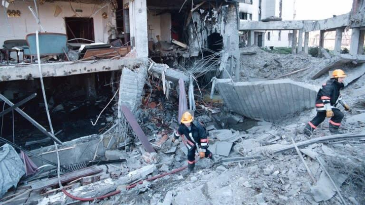 Sự thật bất ngờ vụ Mỹ dội bom sứ quán Trung Quốc tại Nam Tư 22 năm trước - 1