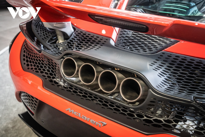 Chi tiết McLaren 765LT màu độc chỉ có 3 chiếc tại Việt Nam - 11
