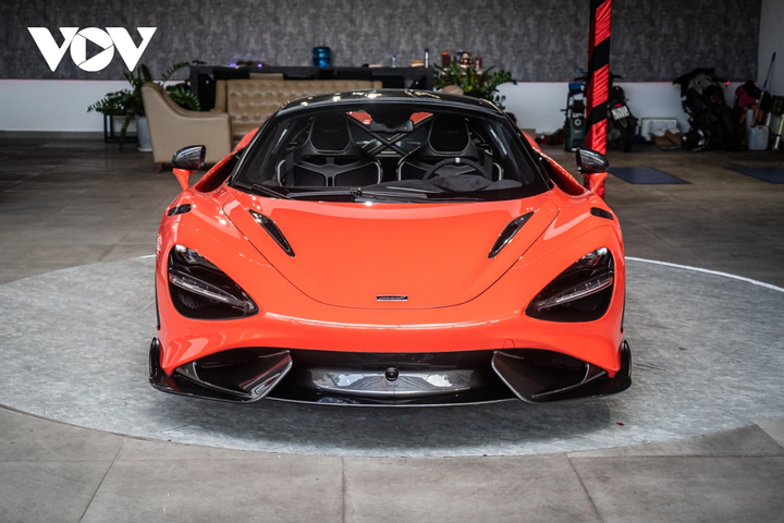 Chi tiết McLaren 765LT màu độc chỉ có 3 chiếc tại Việt Nam - 10