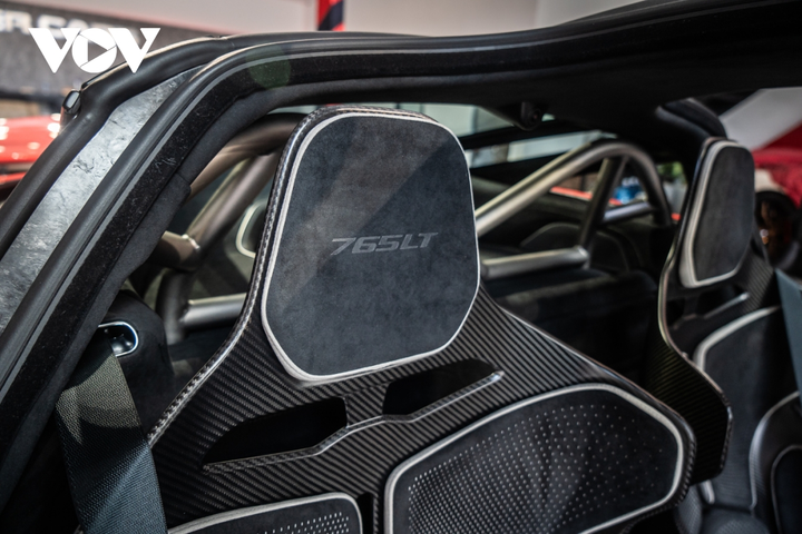 Chi tiết McLaren 765LT màu độc chỉ có 3 chiếc tại Việt Nam - 15