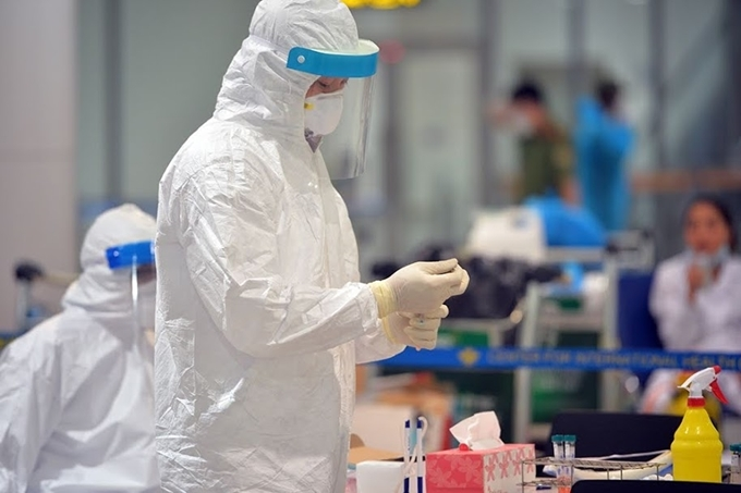 Sáng 3/6, TP.HCM thêm 18 người nghi mắc COVID-19 - 1