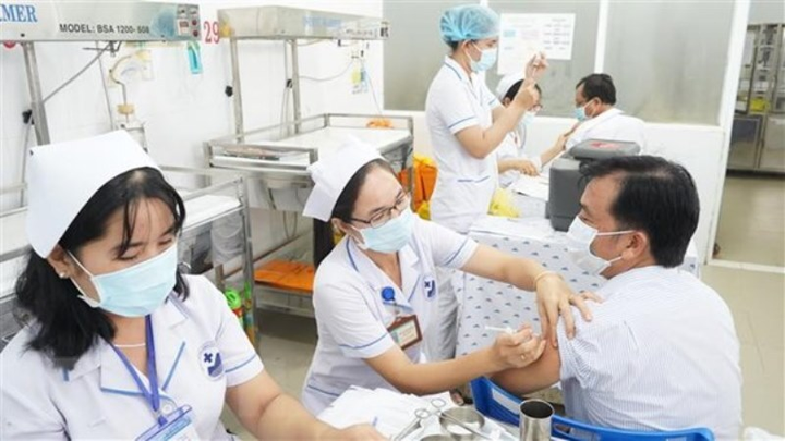 Quỹ vaccine đã tiếp nhận hơn 3.000 tỷ tiền đóng góp - 1