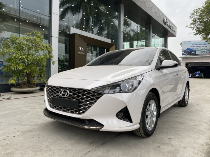 4 mẫu xe sedan bình dân được ưa chuộng tại Việt Nam - 3
