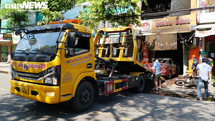 Cháy cửa hàng đồ điện, cả gia đình 4 người chết: 'Ba ơi, qua cứu chúng con' - 3