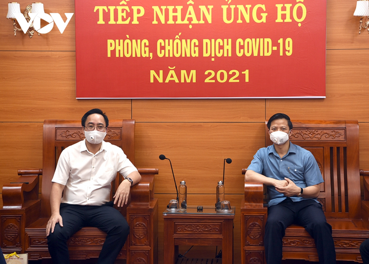 VOV và nhóm Hạt Giống Tâm Hồn chia sẻ cùng tâm dịch Bắc Ninh, Bắc Giang - 3