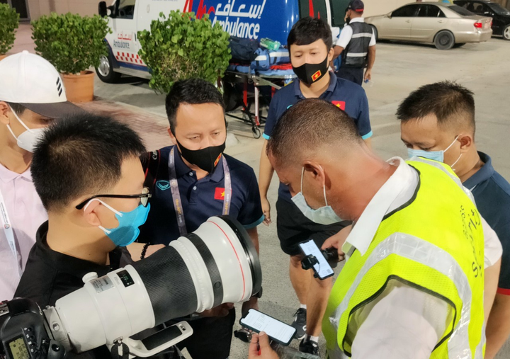 AFC giám sát chặt buổi tập của tuyển Việt Nam - 3