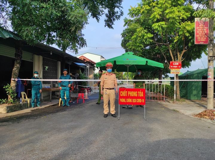 Hà Tĩnh phát hiện thêm 2 ca dương tính SARS-CoV-2, 1 ca ở ngoài khu cách ly - 1