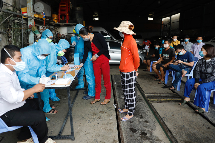  Vì sao ổ dịch lớn nhất TP.HCM lây lan rất nhanh và mạnh? - 2