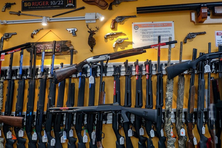 'Dòng sông sắt' - Trần trụi nạn buôn lậu súng đạn từ Mỹ sang Mexico - 4