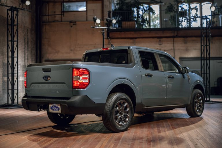 Xe bán tải cỡ nhỏ Ford Maverick ra mắt - 40