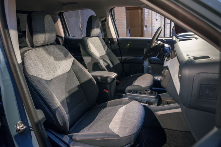 Xe bán tải cỡ nhỏ Ford Maverick ra mắt - 45